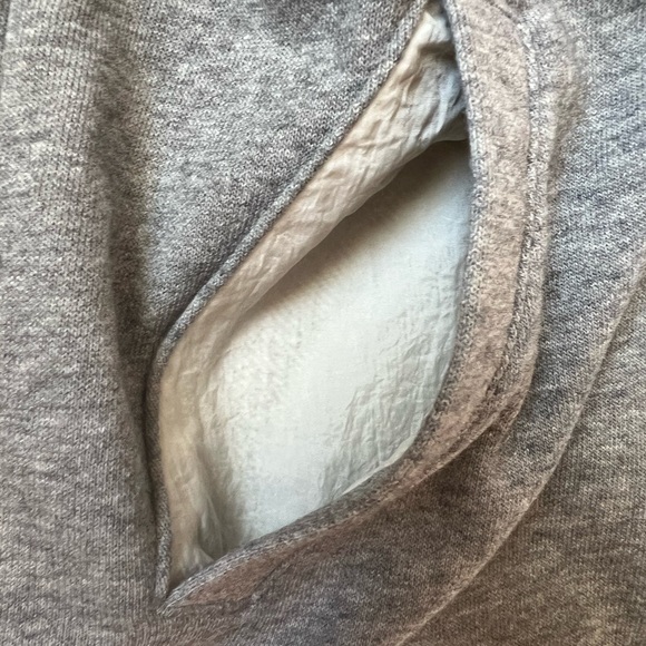 Nike sportswear jacket, size youth medium - Picture 4 of 5